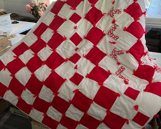 Beautiful Antique Handmade Quilt Comforter