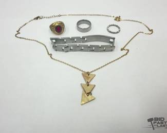 1002 Costume Jewelry