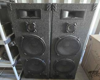 2900  Pro Studio Speaker Towers
