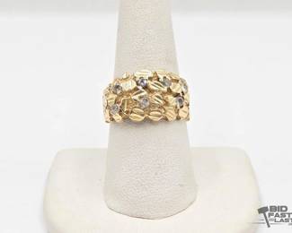 711 10kt Gold Ring with SemiPrecious Stones 5.4g