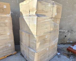 2706 Dispoasable Isolation Clothing