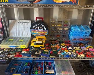 4046 Die Cast Car Collection with Cases