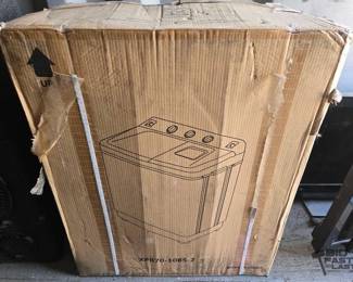 2902  Portable Washing Machine