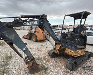 62  John Deere 27D Mini Excavator