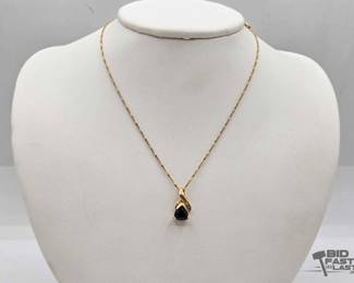818 10kt Gold Necklace and Pendant, 3.7g