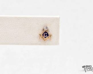 714  14kt Gold Pin with Diamond 1.1g