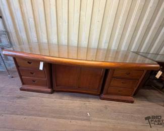7004 4pc Wooden Office Desk with Glass Top