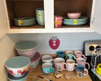 Dishes! Real jadeite!