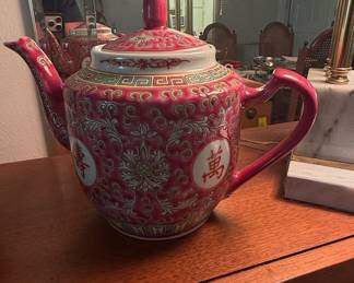Vintage Chinese Export Famille Rose "Mun Shou" Teapot