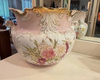 Royal Doulton "Ena" Jardiniere