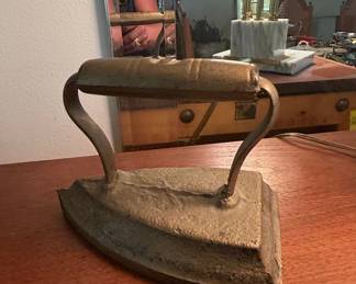 Antique Cast Iron Sad Iron