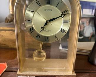 Vintage Linden Quartz Anniversary Clock