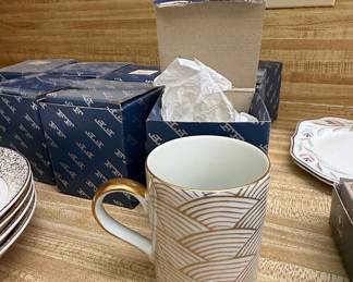 8 Fitz and Floyd "Waves" Fine Porcelain Mug