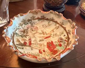 Japanese Kutani Geisha Girl Porcelain Bowl