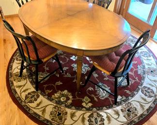 Round Kitchen Table With Hitchcock Chairs