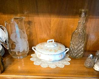 Vintage Porcelain and Glassware