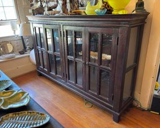 Display cabinette