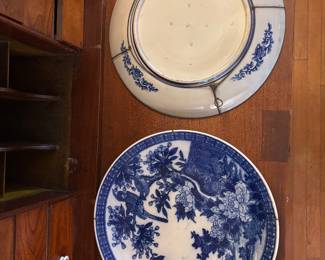 2 Asian plates