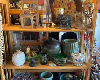 More knick knacks