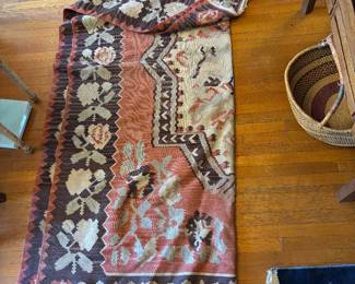 Throw rug