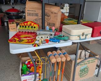 Vintage toys & games