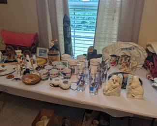 Vintage Alaska collectibles / souvenirs