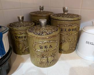 Treasure Crafts Canister Set