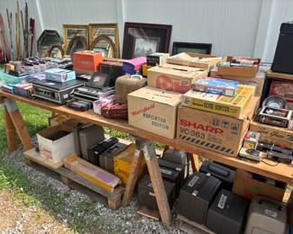 Many movie projectors 