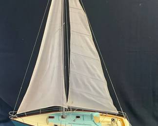 Bristol Yacht Miniature