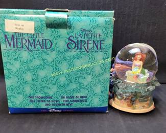 Musical snow globe The Little Mermaid