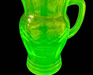 1930s Anchor Hocking pitcher diamond pattern uranium vaseline glass  