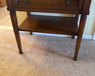 Sidetables