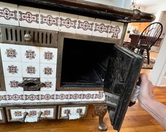 Castiron base stove 