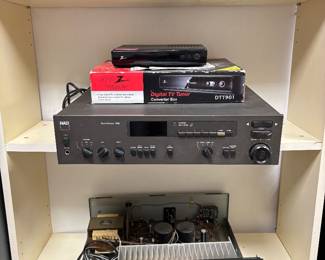 NAD receiver, Adcom power amplifier