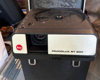 Leica Leitz Pradolux slide projector
