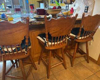 4 barstools
