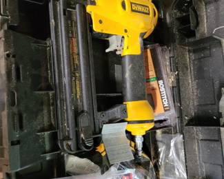 Dewalt 
