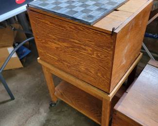 File cabinet 