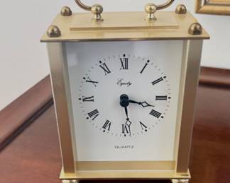Equity brass-plated quartz mantle clock