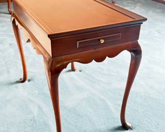Queen Anne Style Vintage Mahogany Tea Table
