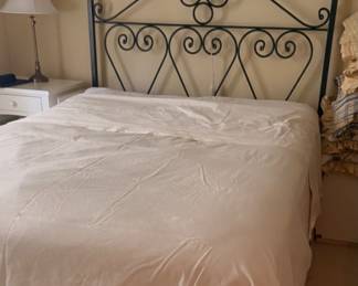 Iron Queen Bed 