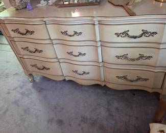 French Provincial  Bedroom Suite