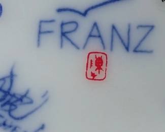 FRANZ VASE & CUPS