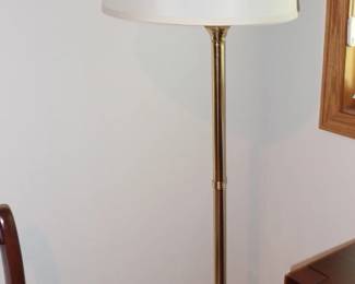 BRASS FLOOR LAMP