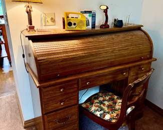 Roll top desk 