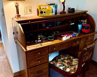Roll top desk 