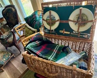 Thomas B. Swain Picnic Basket