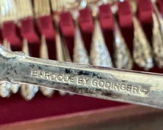 Neiman's 96 Piece Flatware Set