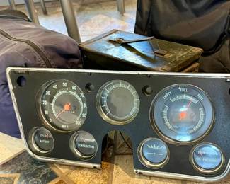 68-72 CHEVY/GMC Dash Cluster