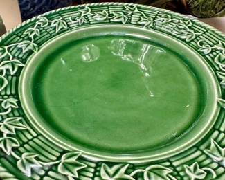 Four of these bad boys are ready to adorn your table.
